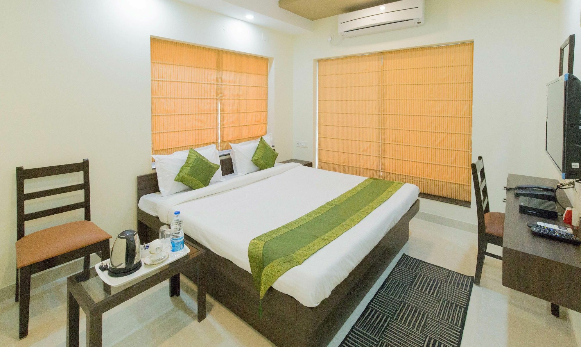Treebo Trend Newtown Classic Kolkata Exterior photo