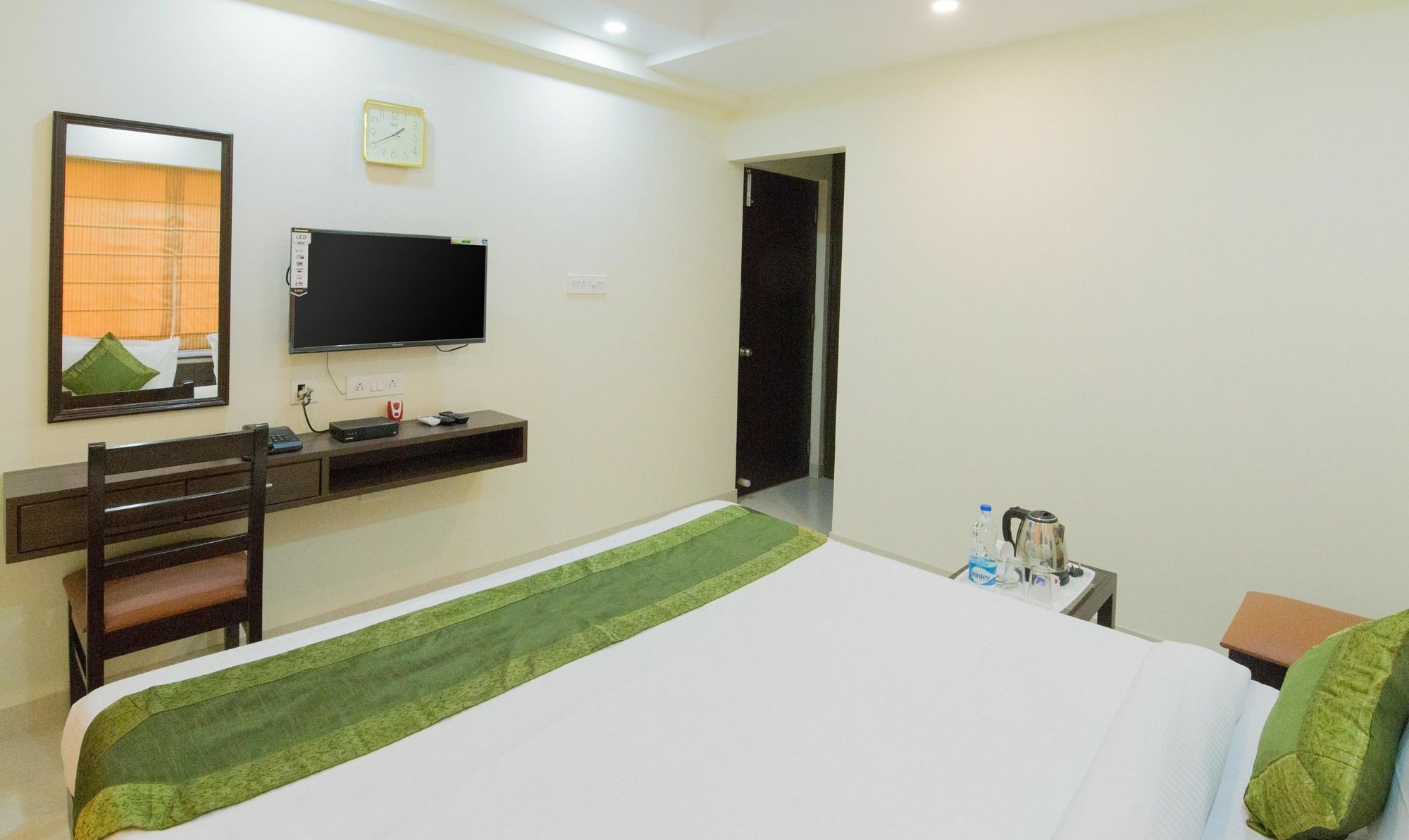 Treebo Trend Newtown Classic Kolkata Exterior photo