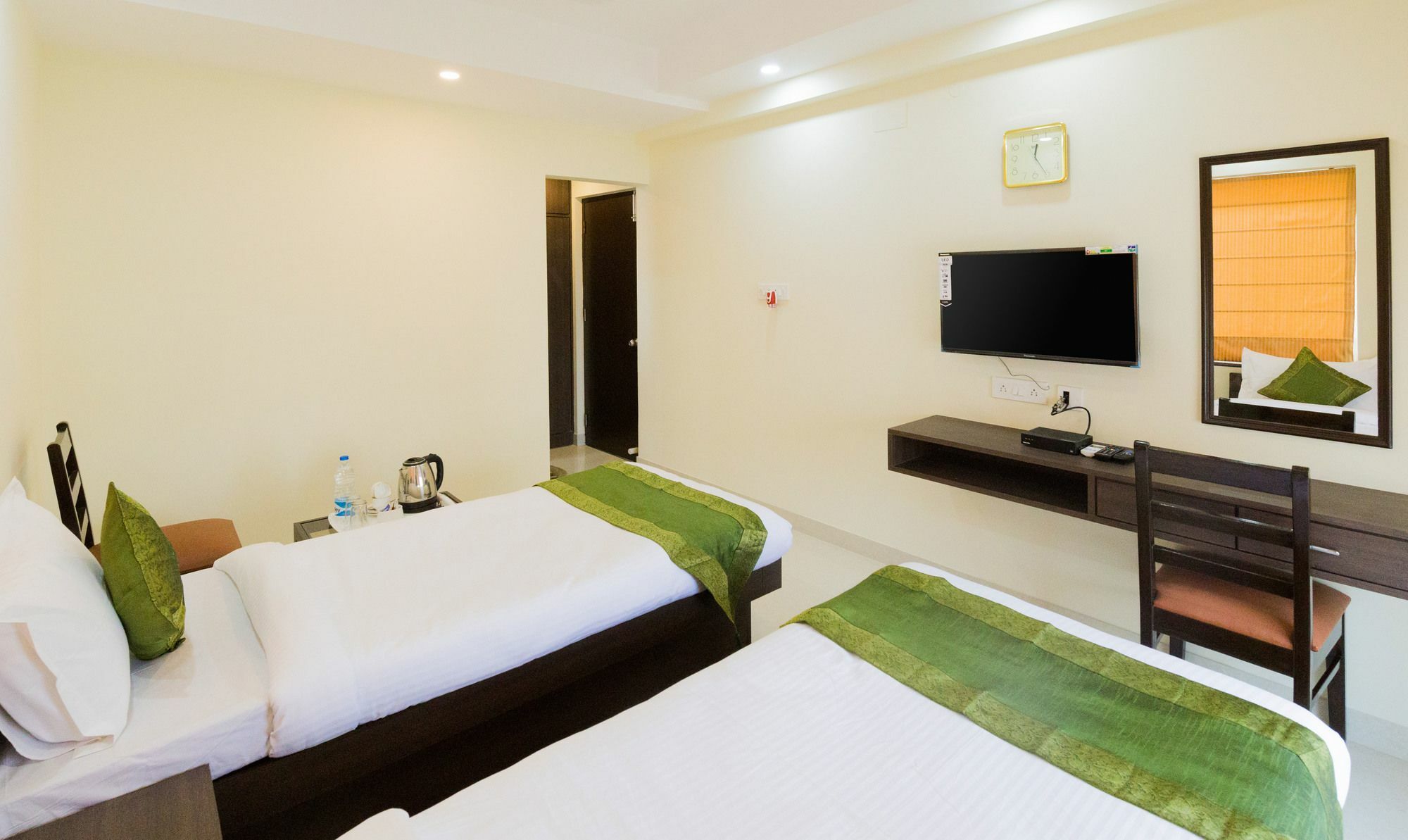 Treebo Trend Newtown Classic Kolkata Exterior photo